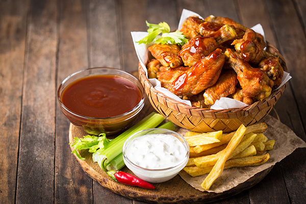 HOT WINGS HOT WINGS